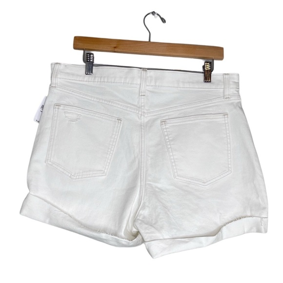 NWT GAP 4" High-Rise Dove Sz 32 | 14 Tall Shorts - Picture 4 of 16